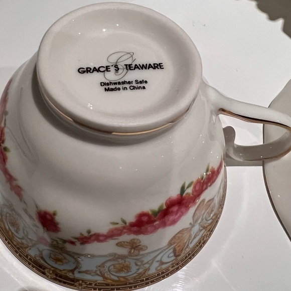 Vintage Grace’s teaware. - Picture 3 of 3